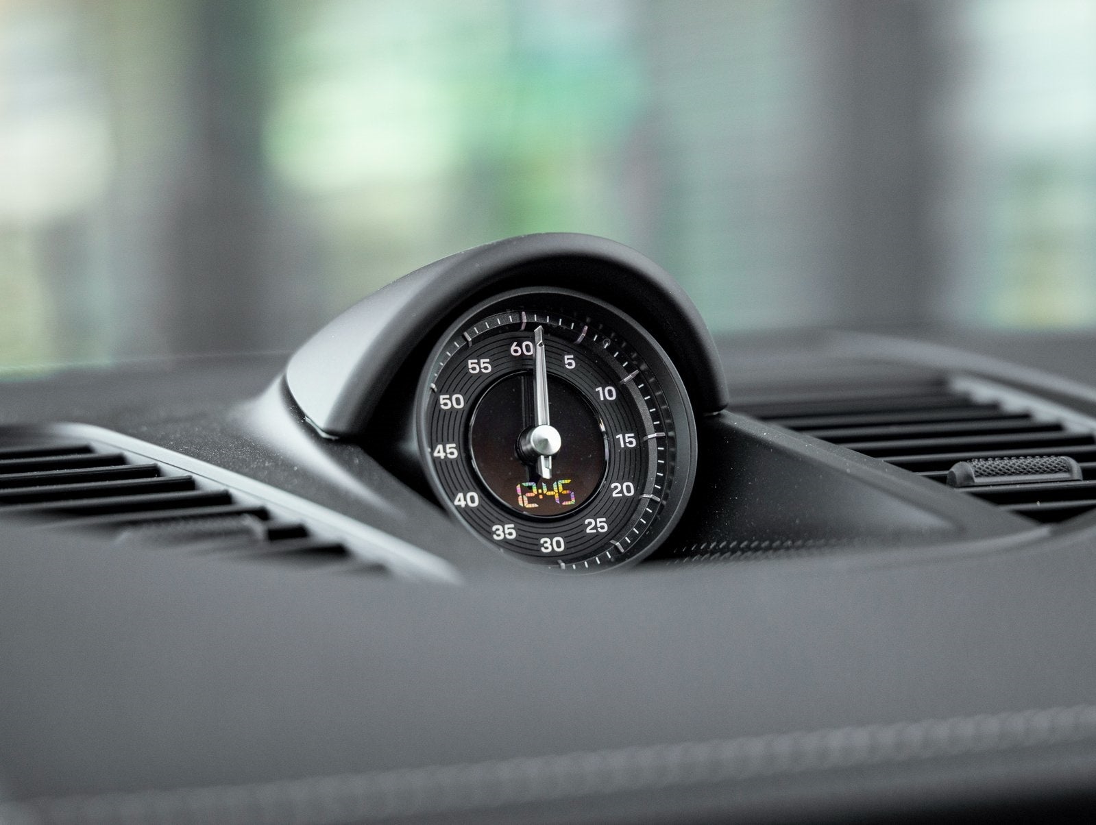 2025 Porsche Panamera E-Hybrid 4