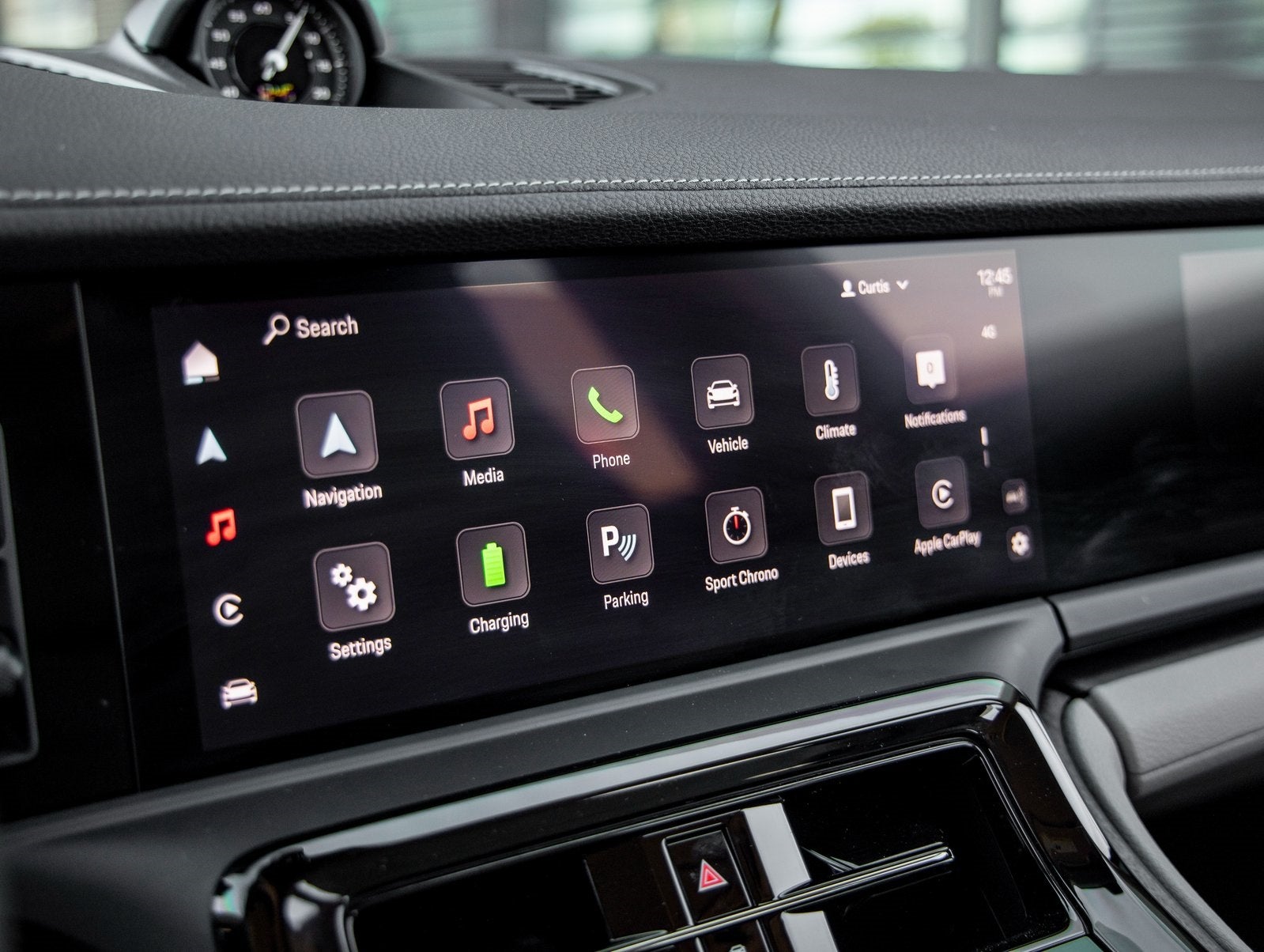 2025 Porsche Panamera E-Hybrid 4