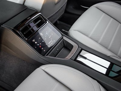 2025 Porsche Panamera E-Hybrid 4