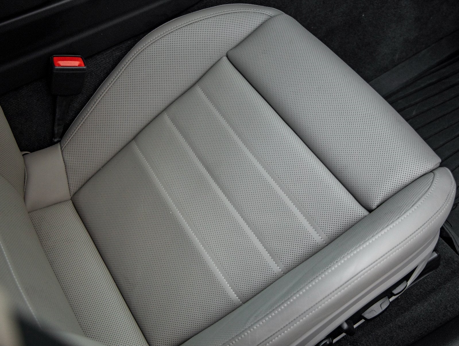 2025 Porsche Panamera E-Hybrid 4