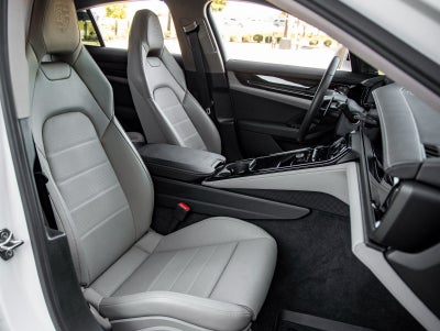 2025 Porsche Panamera E-Hybrid 4