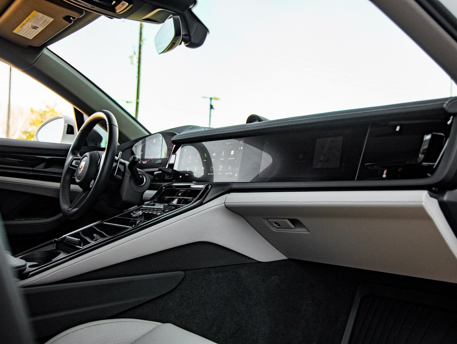 2025 Porsche Panamera E-Hybrid 4