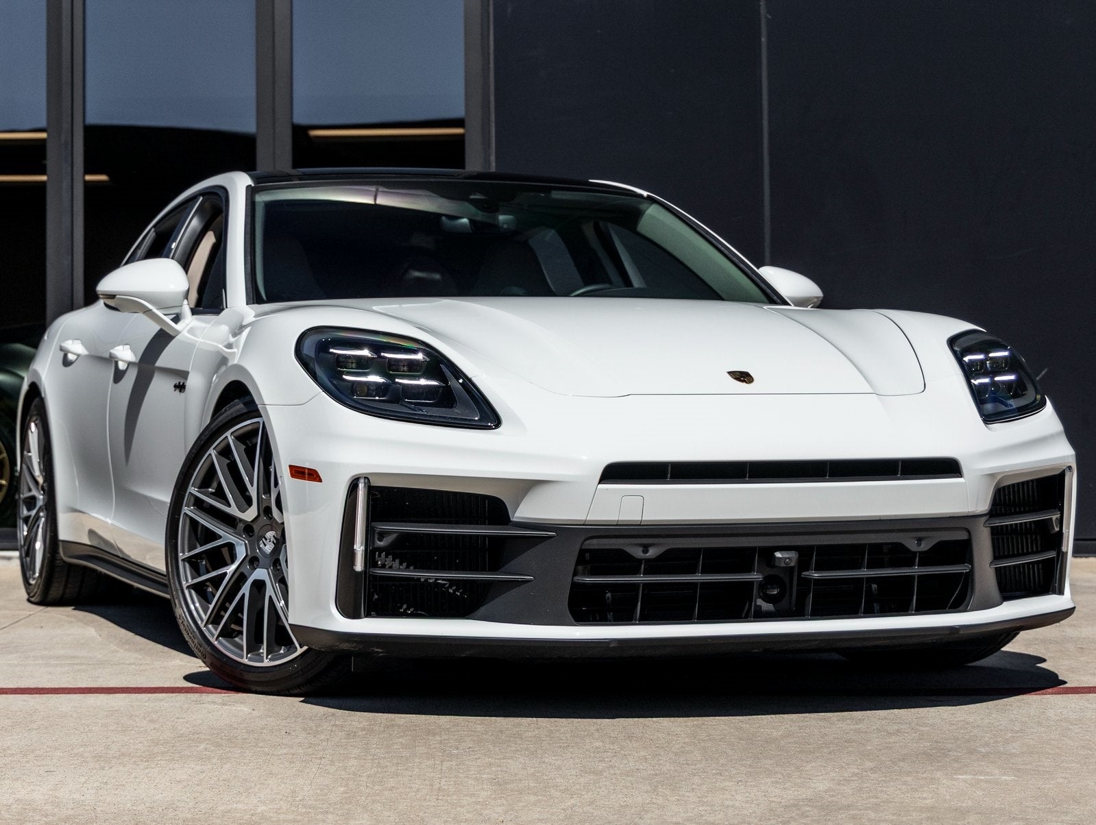 2025 Porsche Panamera E-Hybrid 4