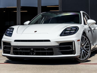 2025 Porsche Panamera E-Hybrid 4