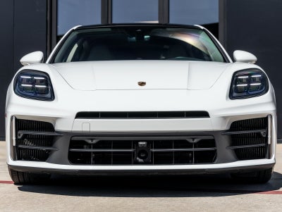 2025 Porsche Panamera E-Hybrid 4