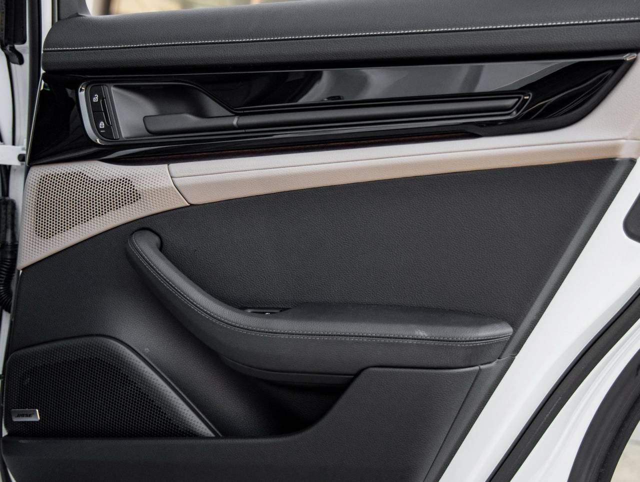 2025 Porsche Panamera E-Hybrid Panamera 4 E-Hybrid