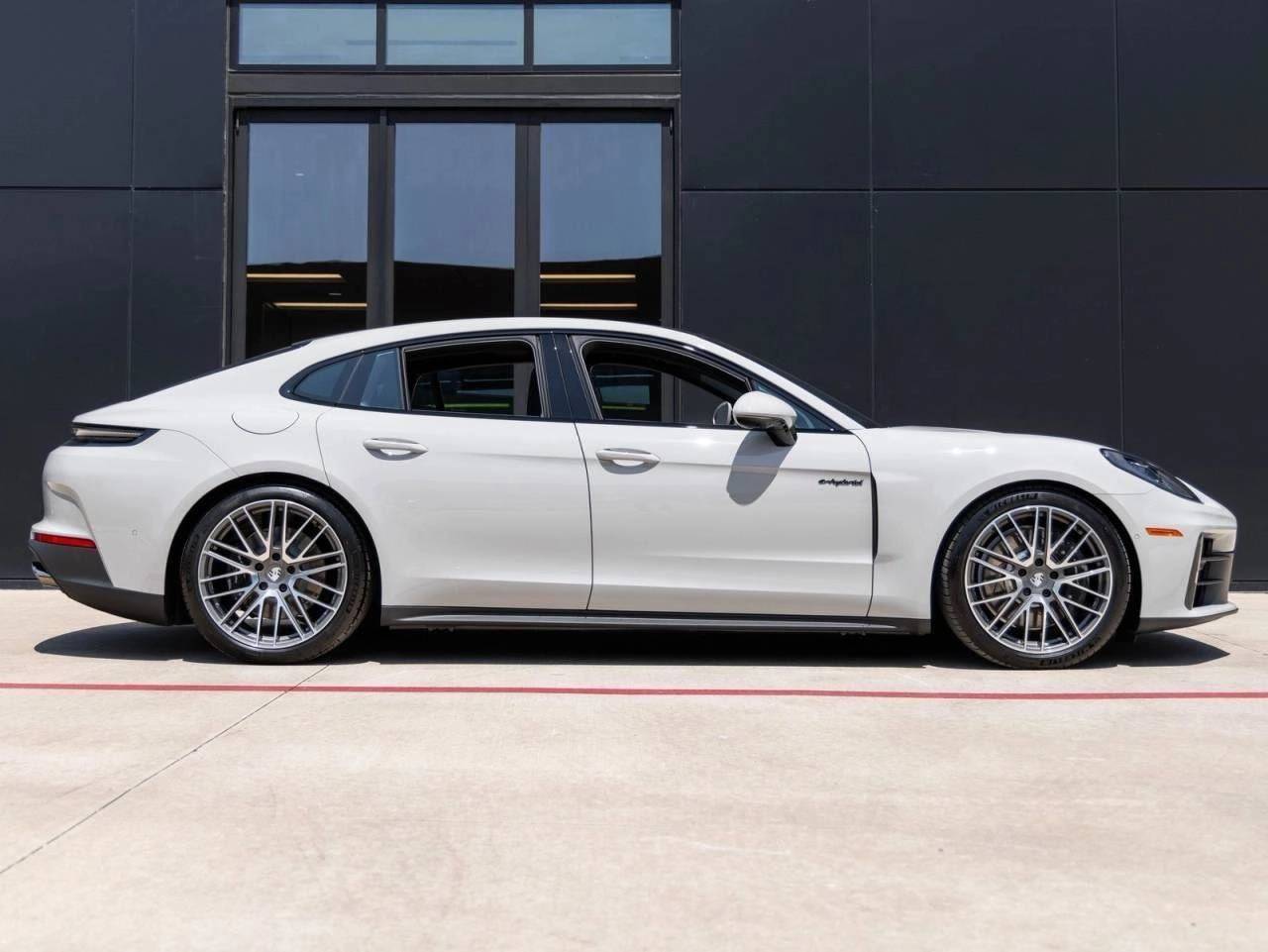 2026 Porsche Panamera E-Hybrid Panamera 4 E-Hybrid