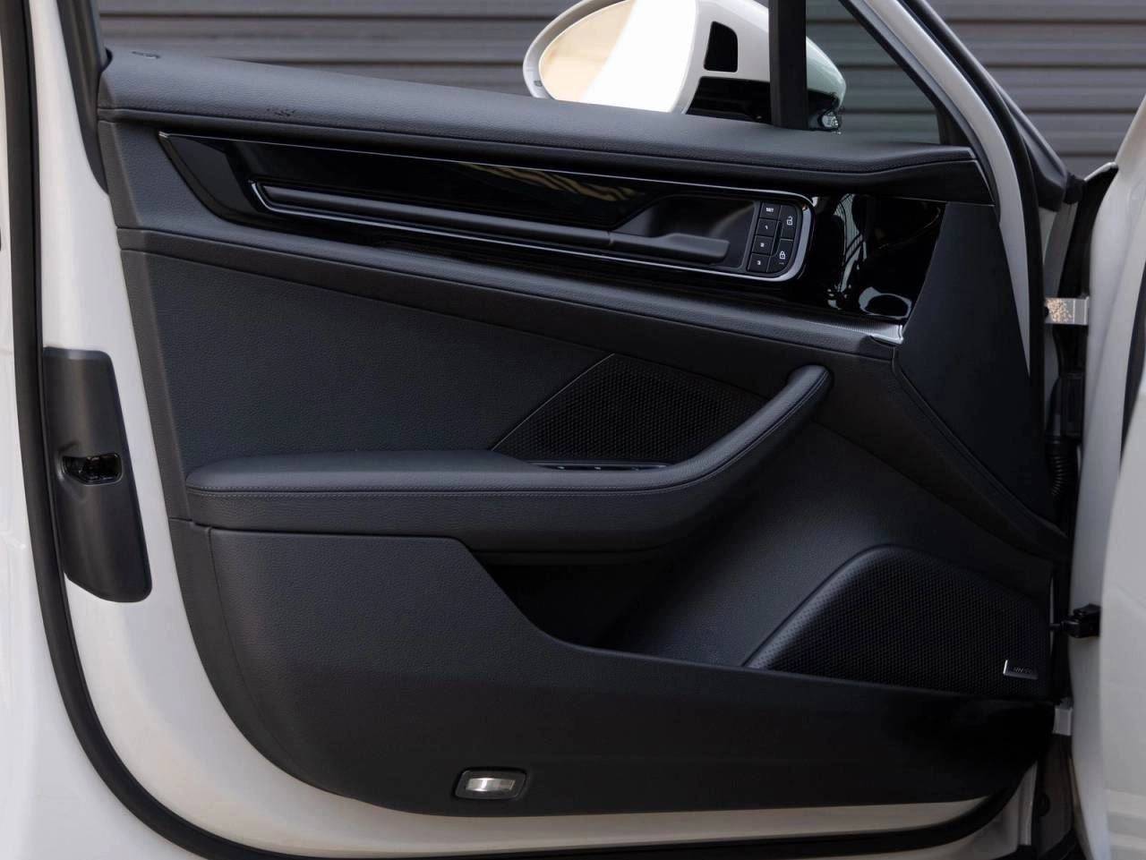 2026 Porsche Panamera E-Hybrid Panamera 4 E-Hybrid