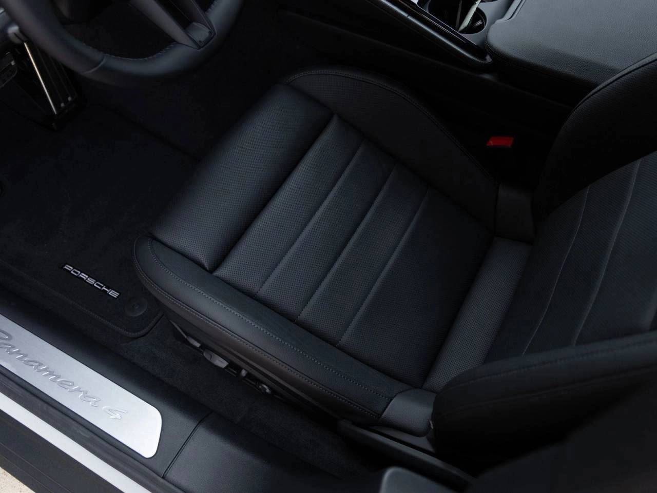 2026 Porsche Panamera E-Hybrid Panamera 4 E-Hybrid