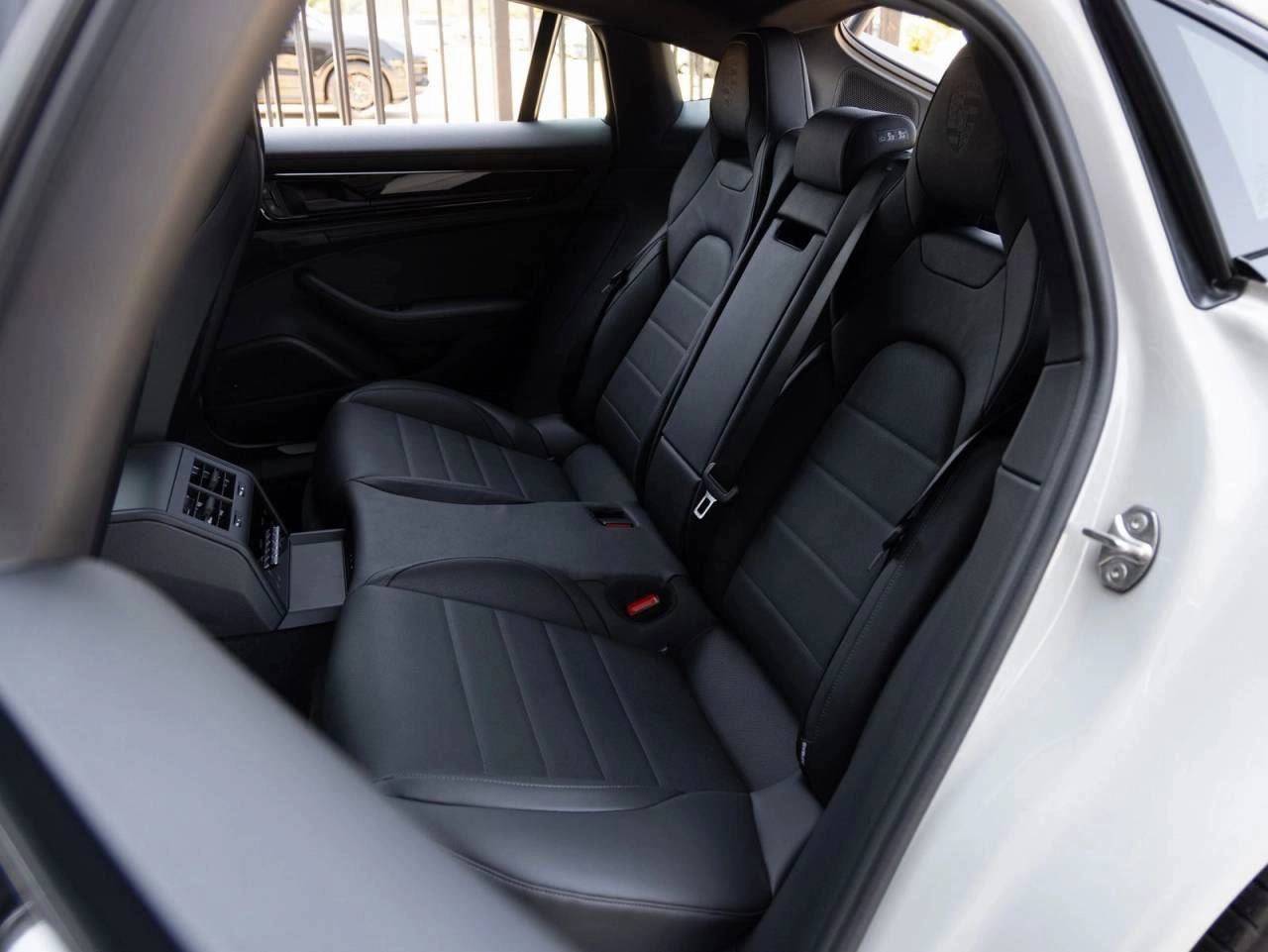 2026 Porsche Panamera E-Hybrid Panamera 4 E-Hybrid