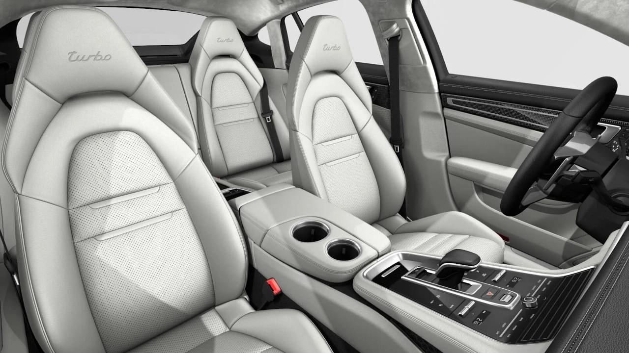 2017 Porsche Panamera Turbo