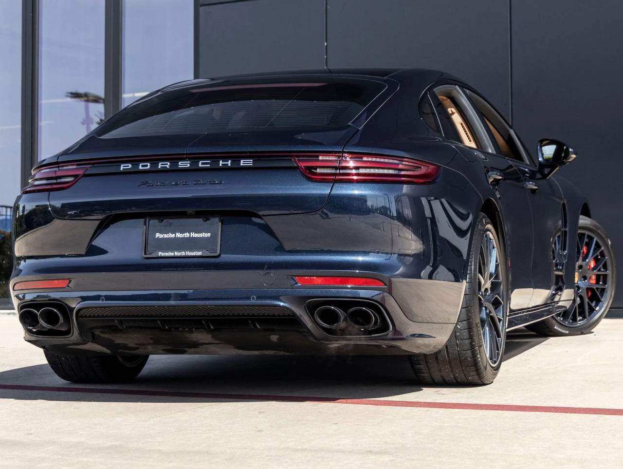 2018 Porsche Panamera Panamera Turbo