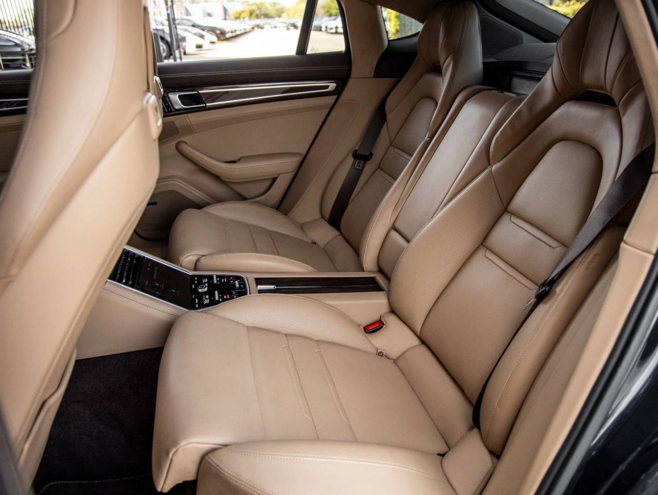 2018 Porsche Panamera Panamera Turbo