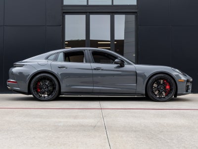 2026 Porsche Panamera E-Hybrid Turbo