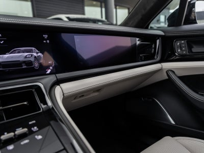 2026 Porsche Panamera E-Hybrid Turbo