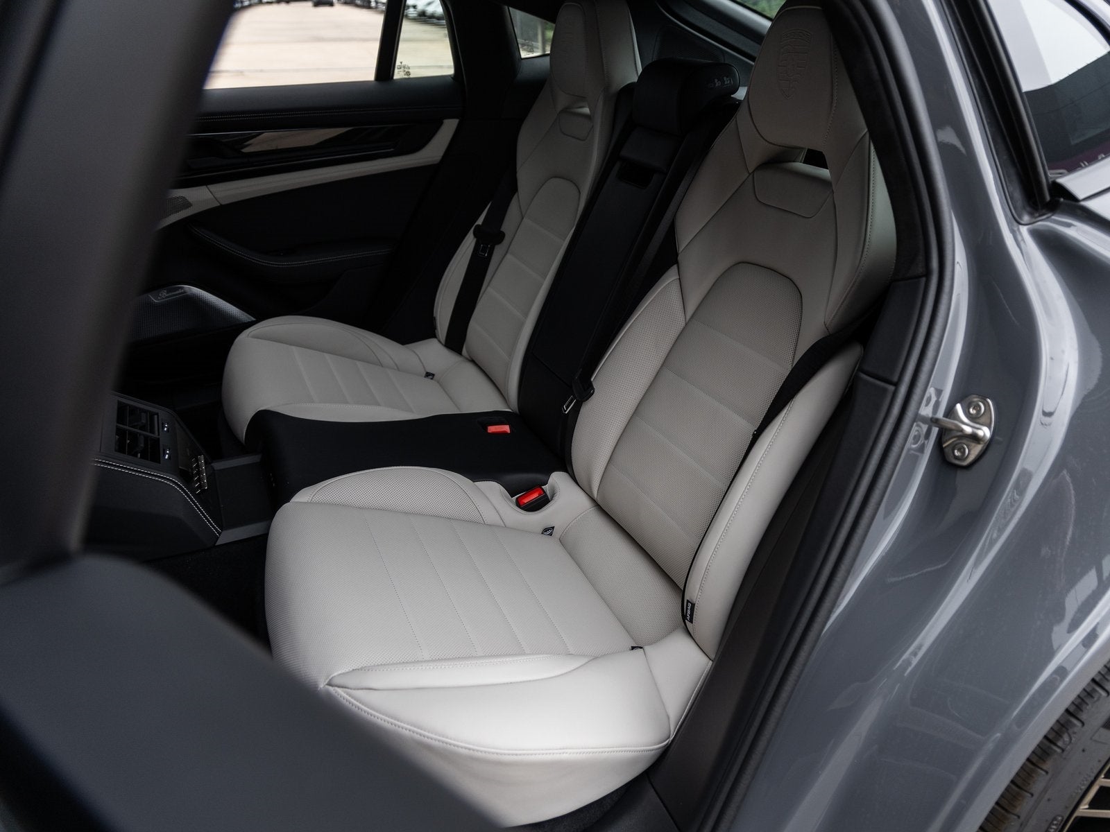 2026 Porsche Panamera E-Hybrid Turbo