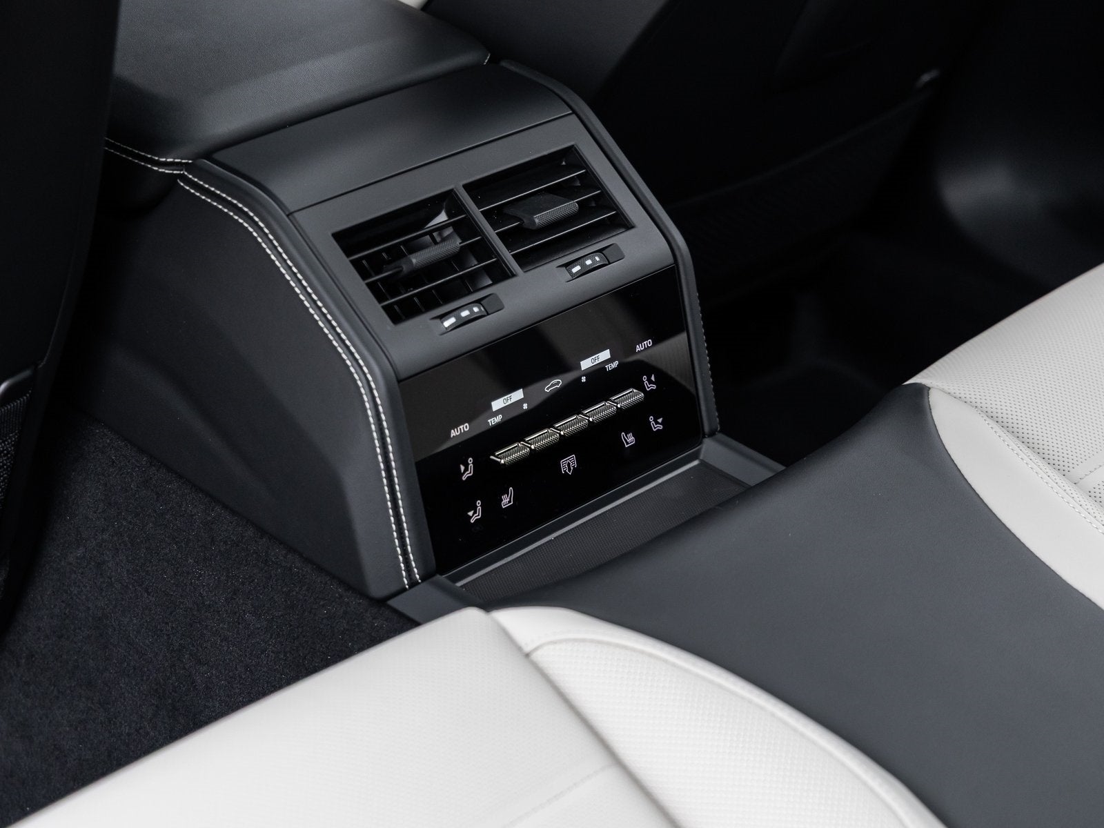 2026 Porsche Panamera E-Hybrid Turbo