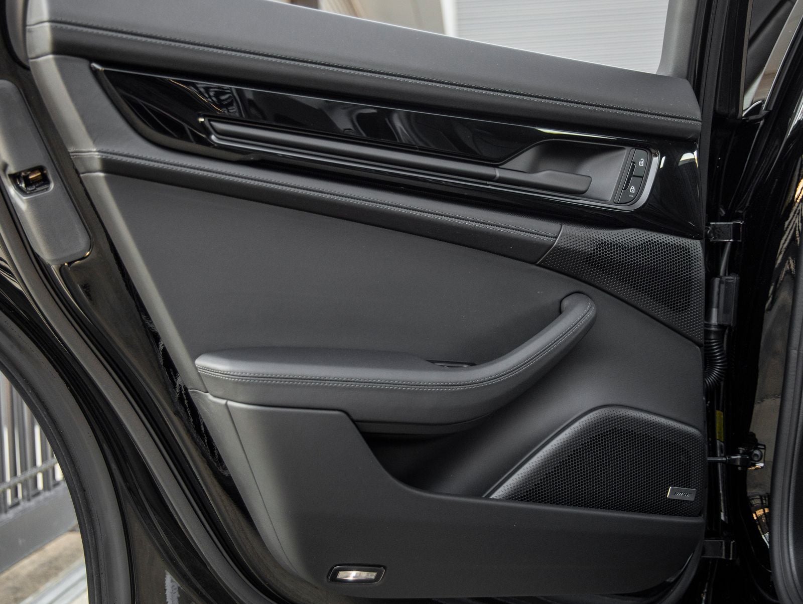 2025 Porsche Panamera E-Hybrid Panamera Turbo E-Hybrid