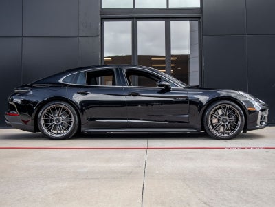 2026 Porsche Panamera Panamera Turbo E-Hybrid