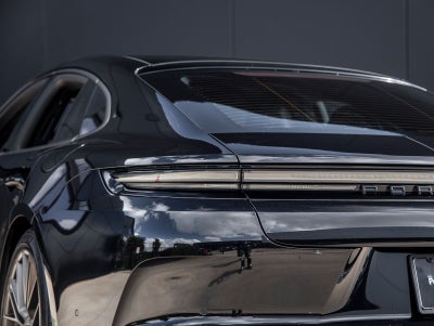 2026 Porsche Panamera Panamera Turbo E-Hybrid