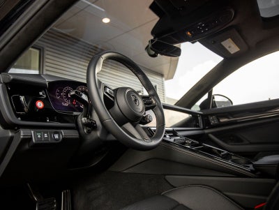 2026 Porsche Panamera Panamera Turbo E-Hybrid