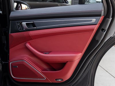 2023 Porsche Panamera Panamera GTS (MY23)