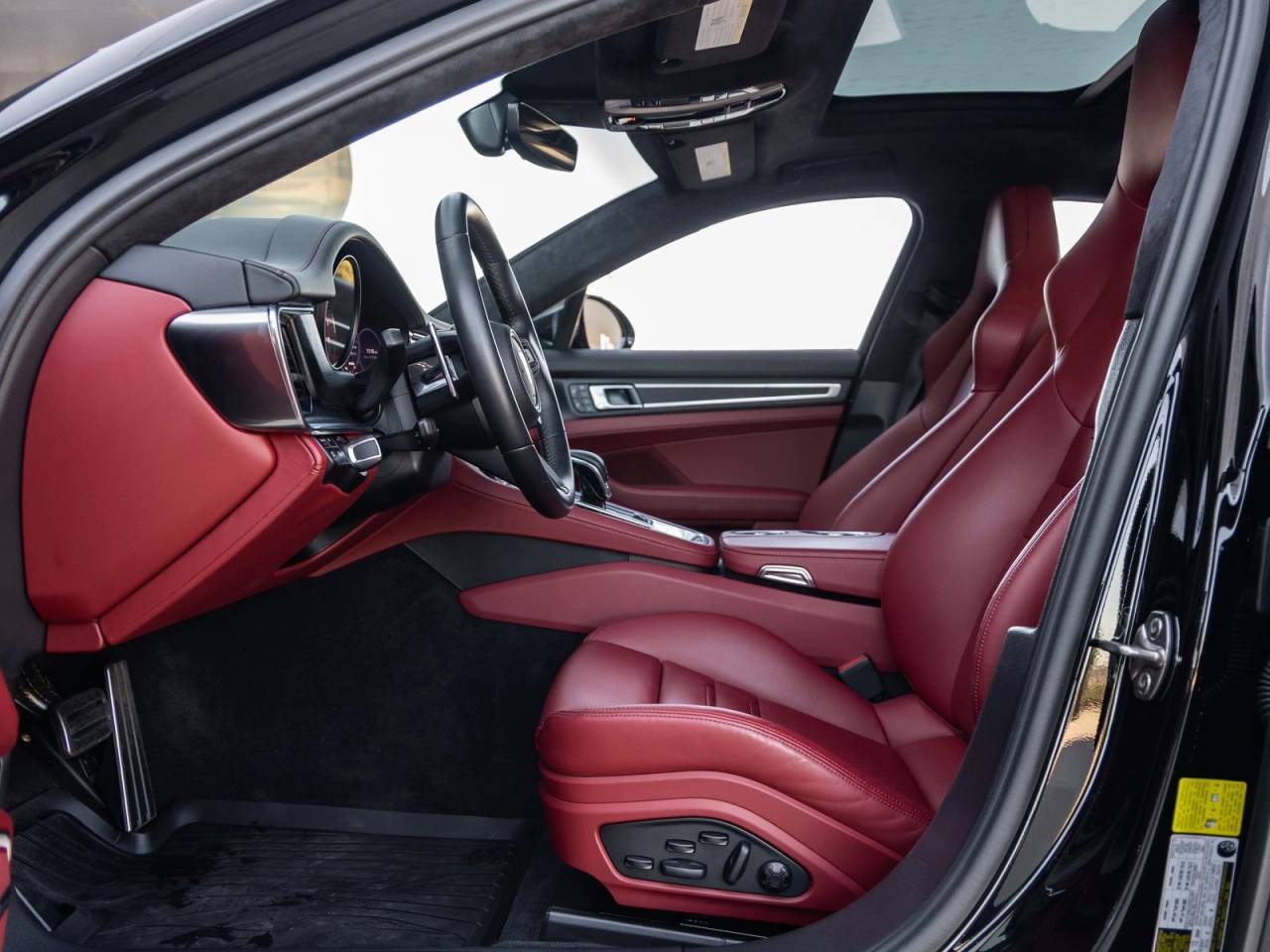 2023 Porsche Panamera Panamera GTS (MY23)