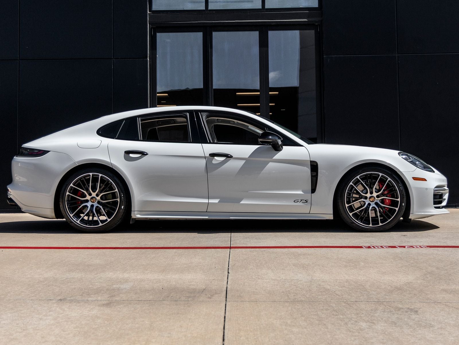 2021 Porsche Panamera Panamera GTS (MY21)