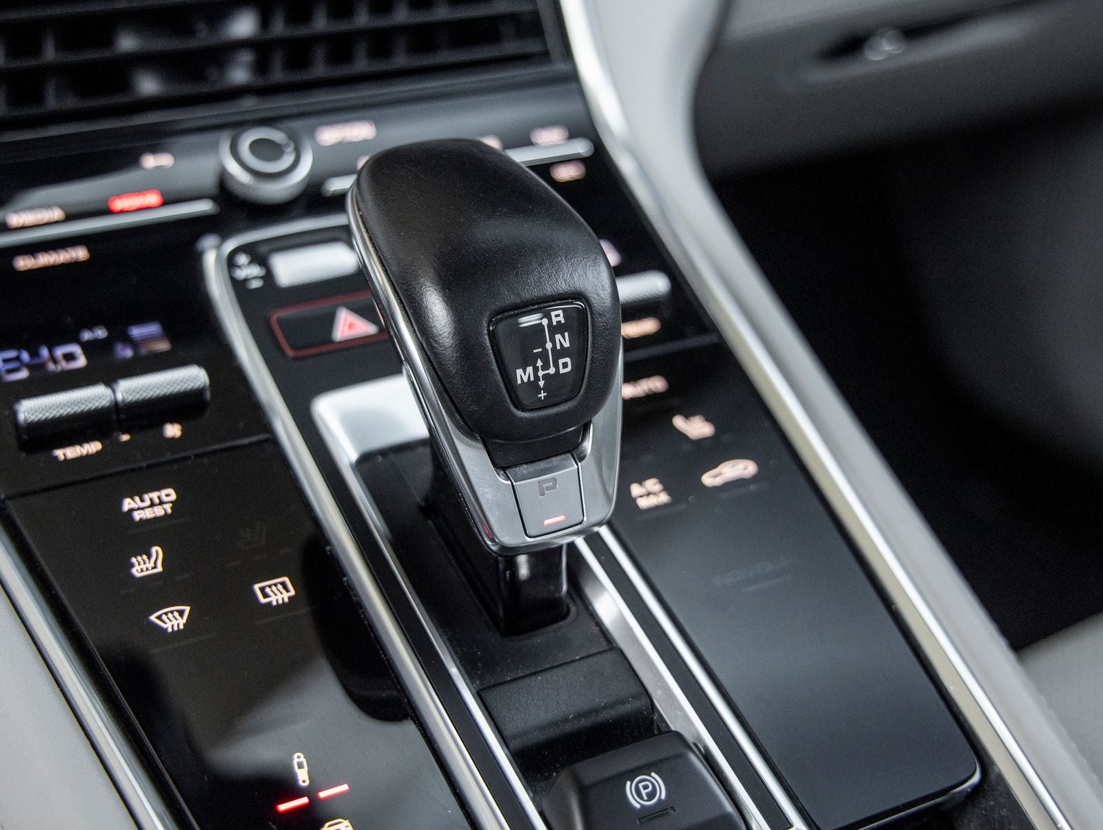 2021 Porsche Panamera Panamera GTS (MY21)