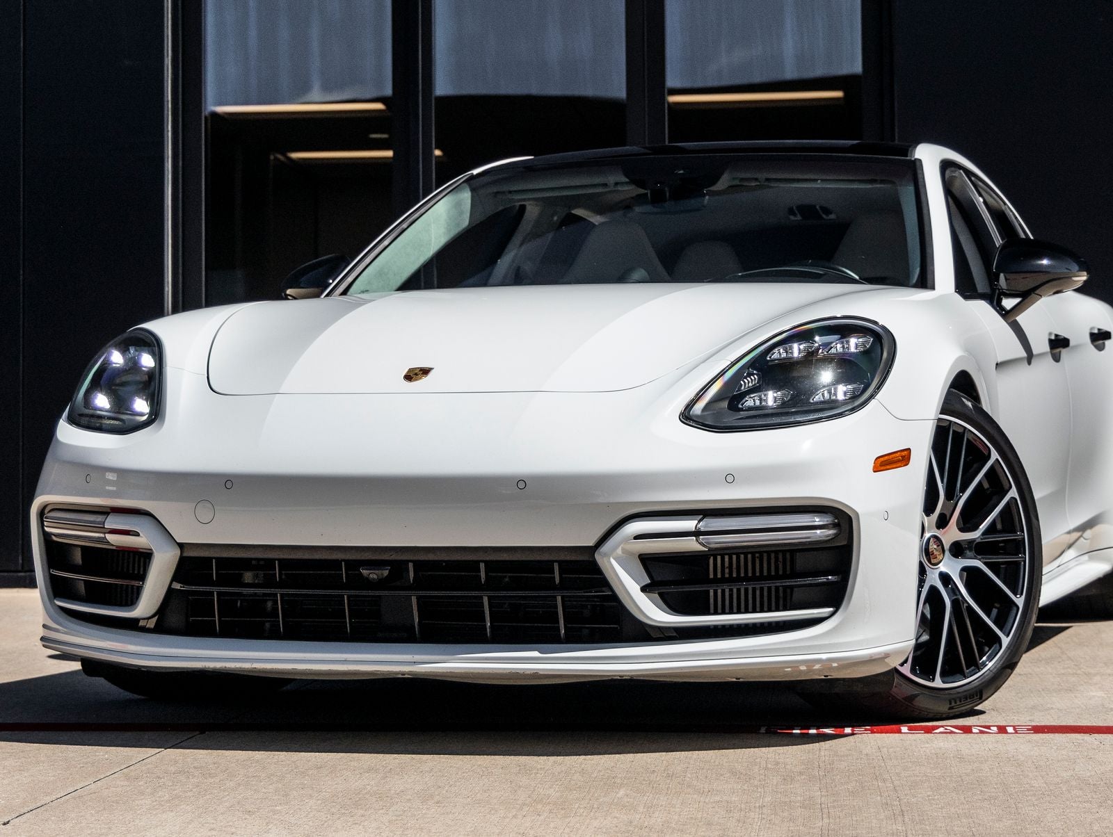 2021 Porsche Panamera Panamera GTS (MY21)