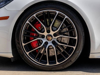 2021 Porsche Panamera Panamera GTS (MY21)