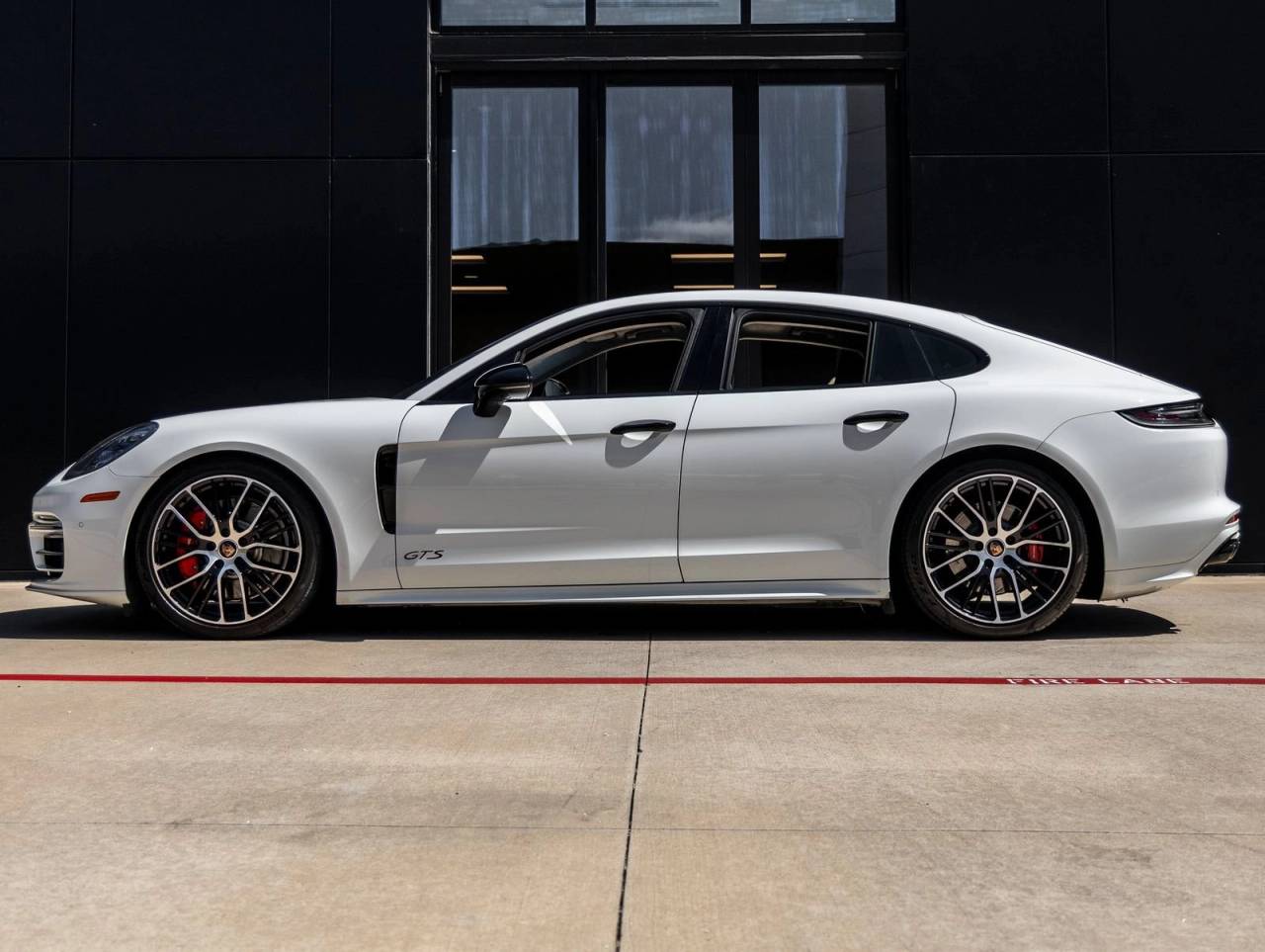 2021 Porsche Panamera Panamera GTS (MY21)