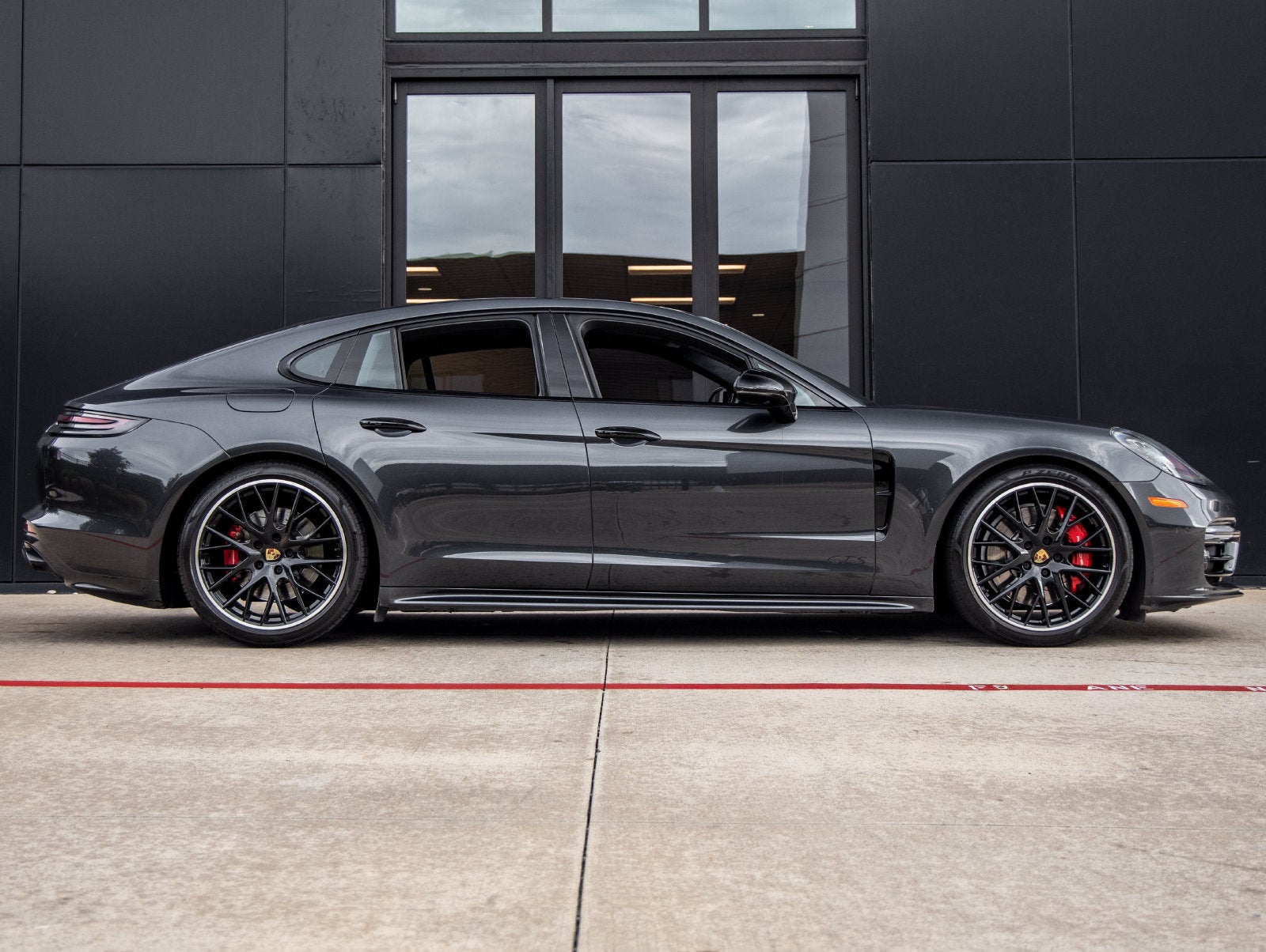 2020 Porsche Panamera GTS