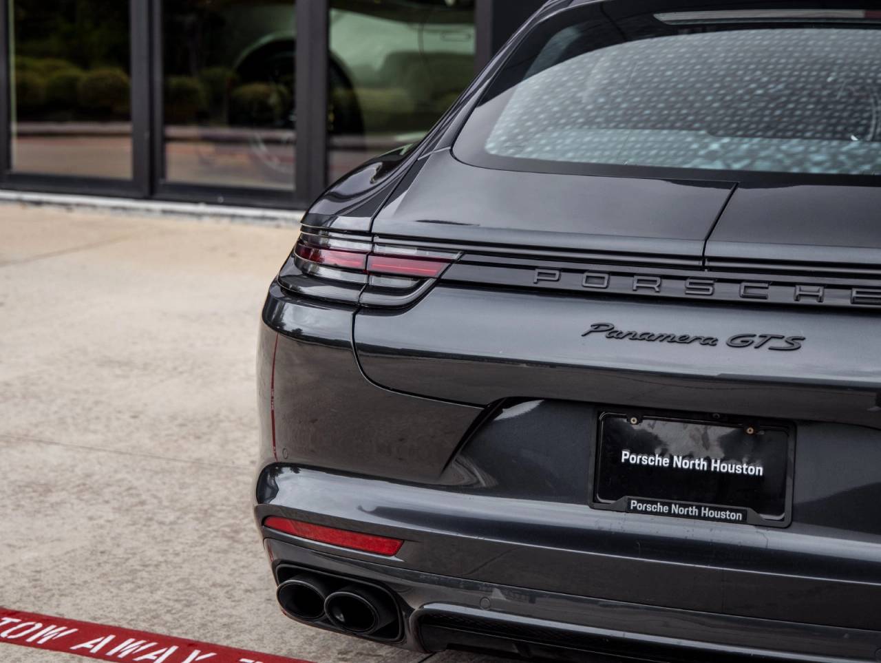 2020 Porsche Panamera Panamera GTS