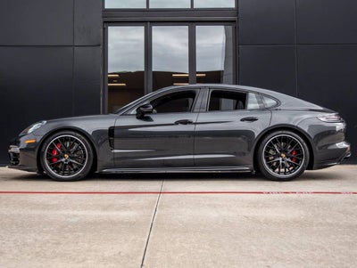 2020 Porsche Panamera Panamera GTS