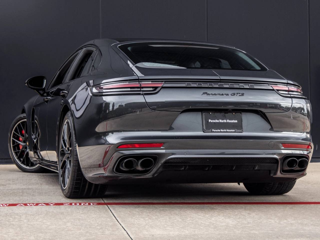 2020 Porsche Panamera Panamera GTS
