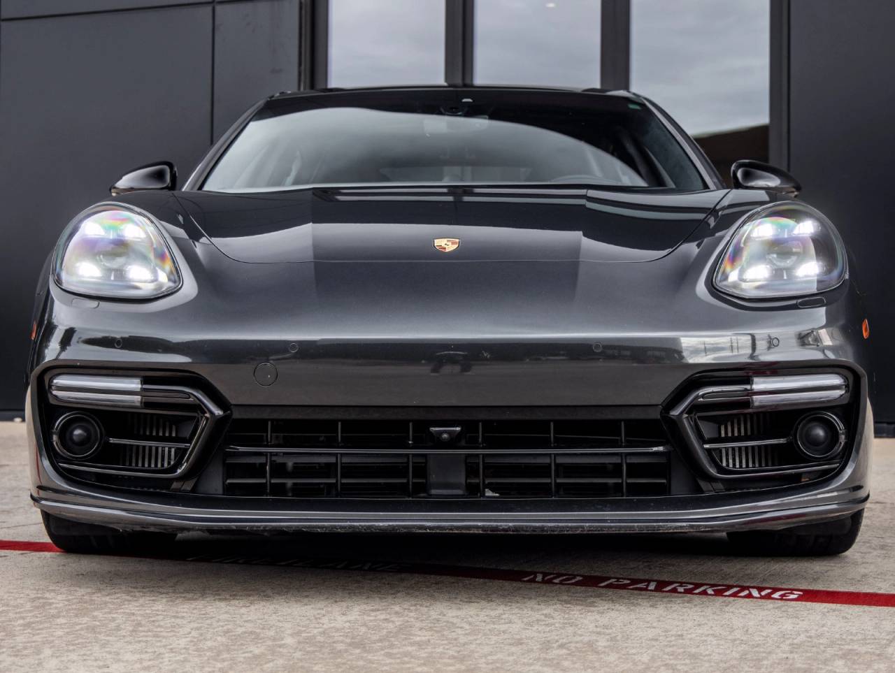 2020 Porsche Panamera Panamera GTS