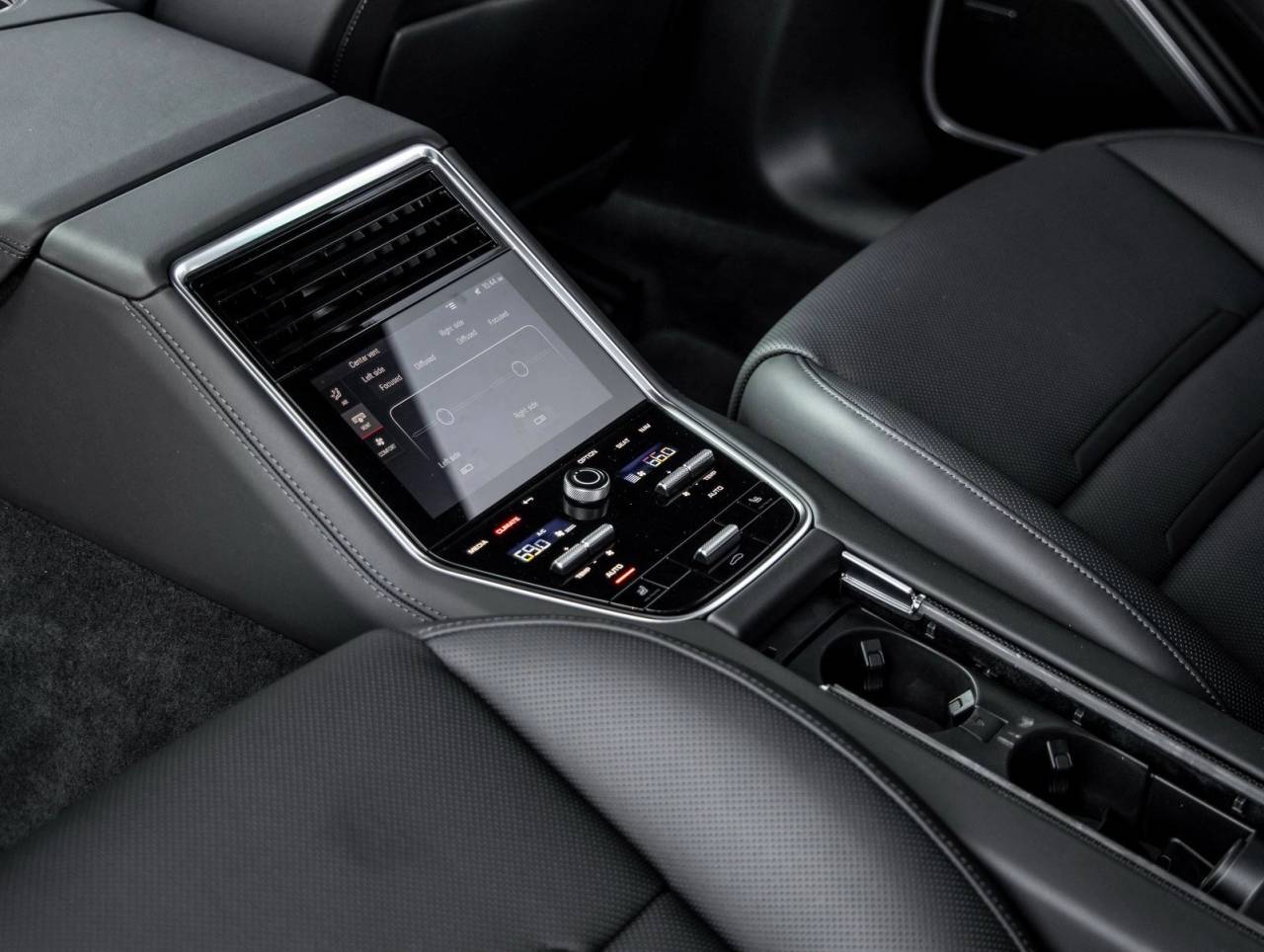 2023 Porsche Panamera Panamera GTS (MY23)