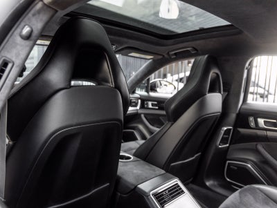 2022 Porsche Panamera GTS