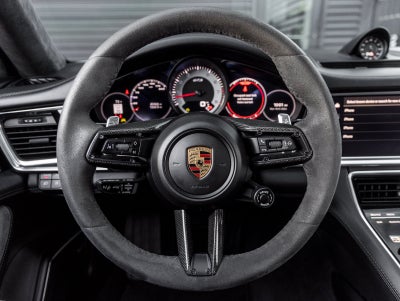 2022 Porsche Panamera GTS