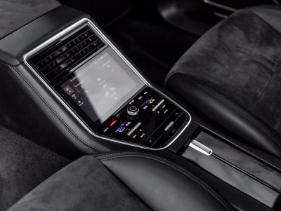 2022 Porsche Panamera GTS