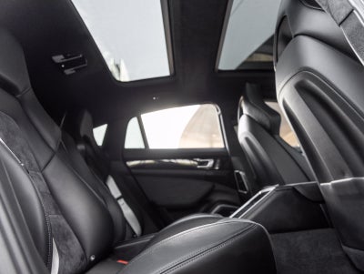 2022 Porsche Panamera GTS
