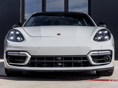 2022 Porsche Panamera GTS