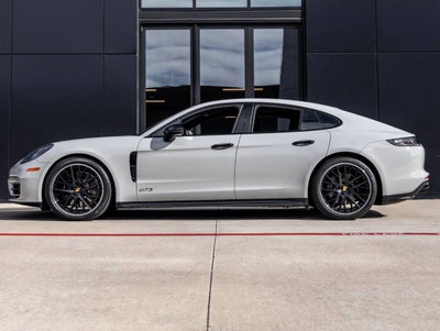 2022 Porsche Panamera Panamera GTS
