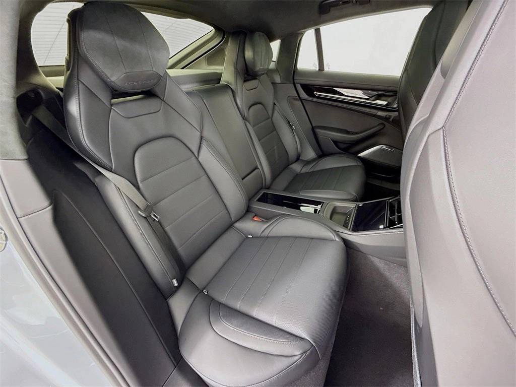 2026 Porsche Panamera Panamera GTS