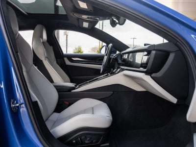 2025 Porsche Panamera Panamera GTS