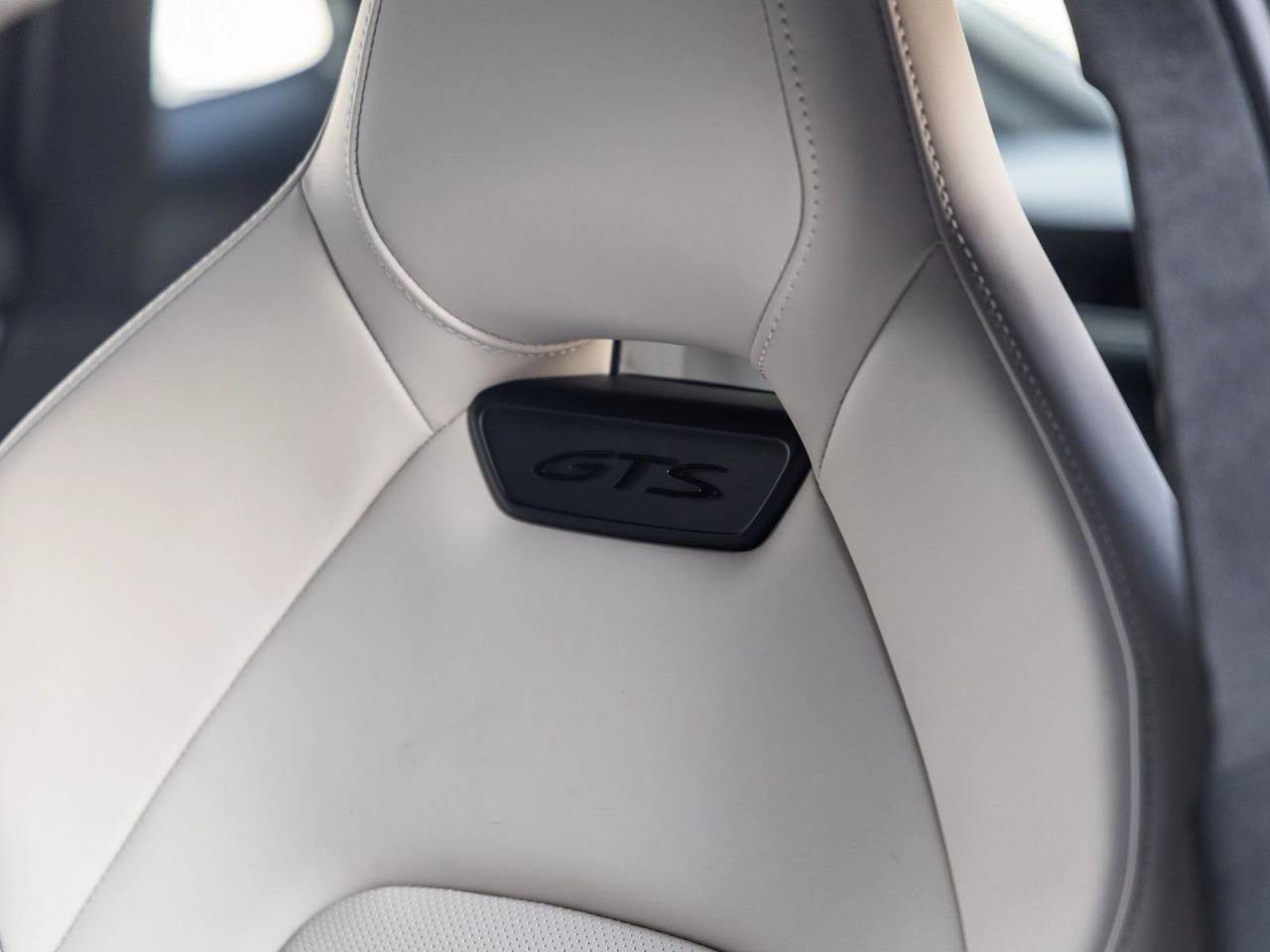 2025 Porsche Panamera Panamera GTS