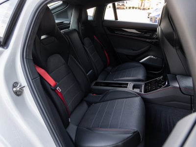 2026 Porsche Panamera Panamera GTS