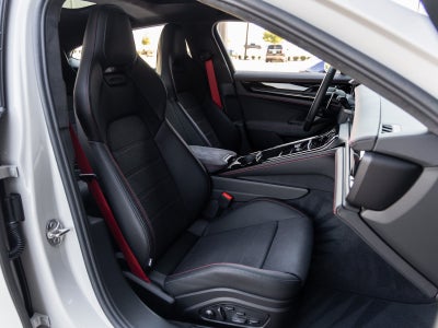 2026 Porsche Panamera Panamera GTS