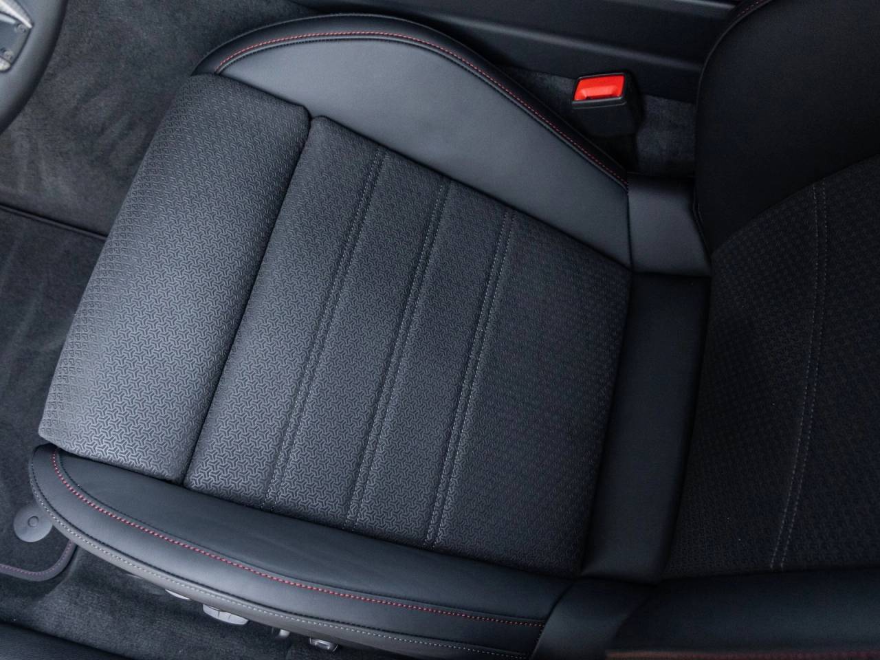 2026 Porsche Panamera Panamera GTS